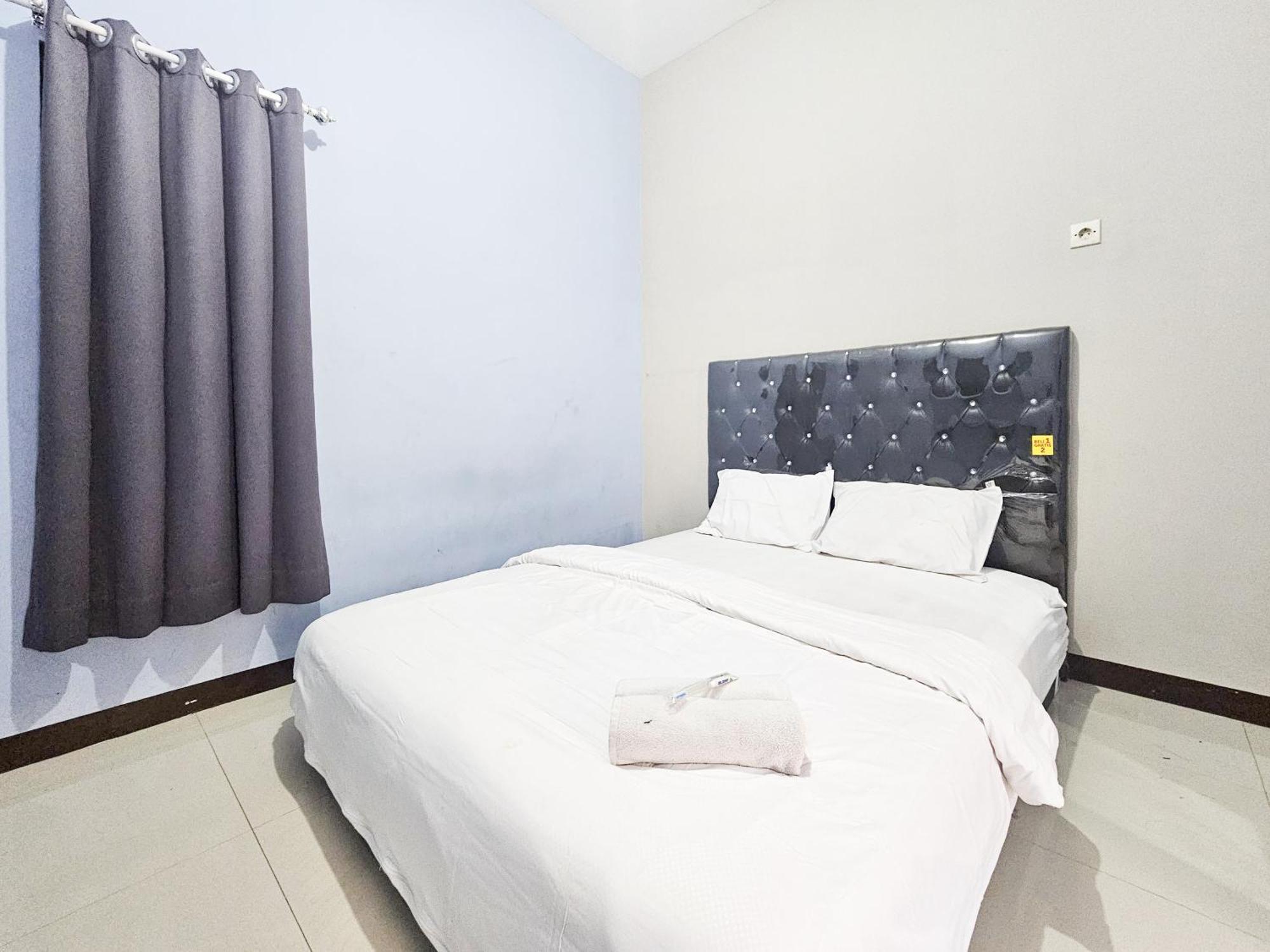 Sido Joyo Near Sunrise Mall Mitra Reddoorz